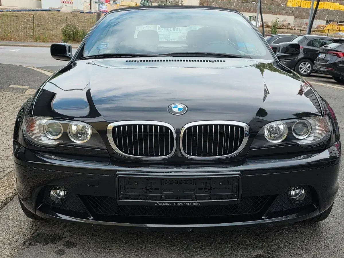 Gebraucht BMW 320 Cabriolet Sport Line 170 PS (125 kW) 2004 Schwarz Cabrio