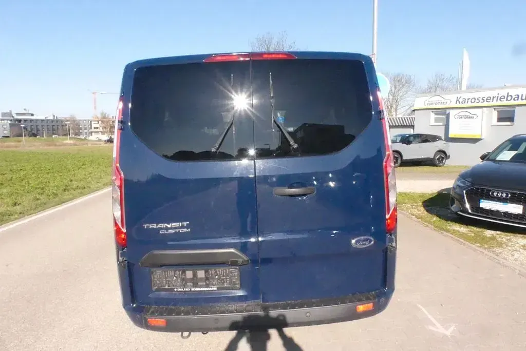 Gebraucht Ford Tourneo Custom Trend 150 PS (110 kW) 2023 Blau Van