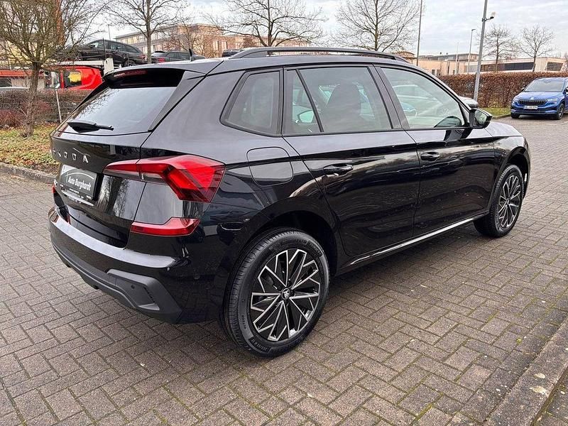 Neu Skoda Kamiq Selection 150 PS (110 kW) 2025 Schwarzmagic perleffekt SUV