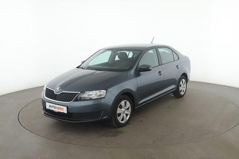 Grau Gebraucht 2019 Skoda Rapid Active Limousine | 12.190 € (Etwas zu teuer) - Bild 1/3