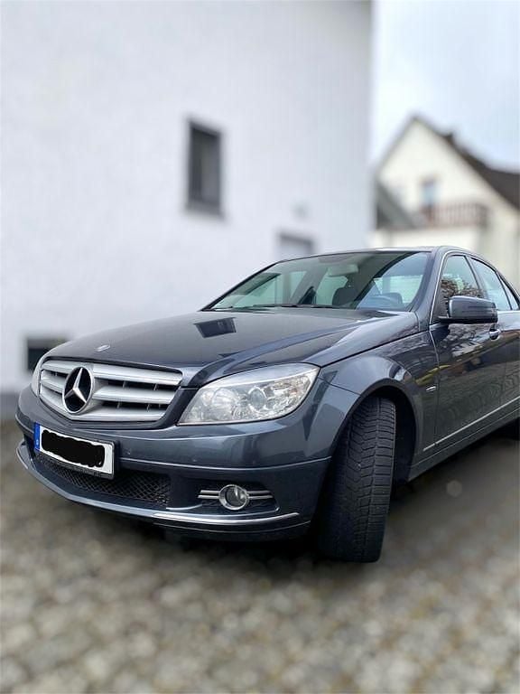 Gebraucht Mercedes C220 170 PS (125 kW) 2011 Grau Limousine