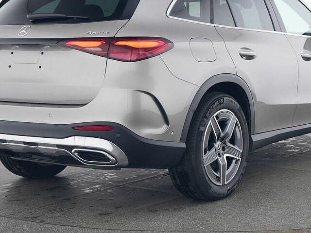 Gebraucht Mercedes GLC300 Advanced 258 PS (189 kW) 2023 Mojavesilber SUV