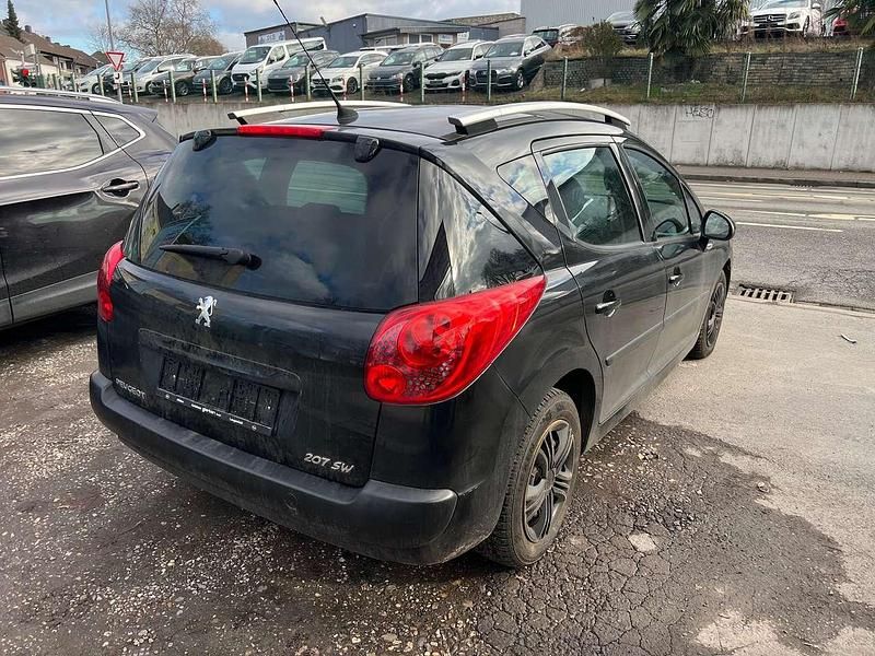 Gebraucht Peugeot 207 73 PS (53 kW) 2008 Schwarz Kombi