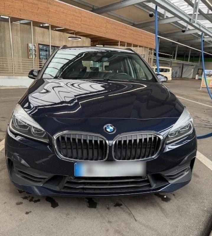 Blau Gebraucht 2019 BMW 220 Active Tourer Advantage Van / Kleinbus | 16.700 € (Fairer Preis) - Bild 1/4