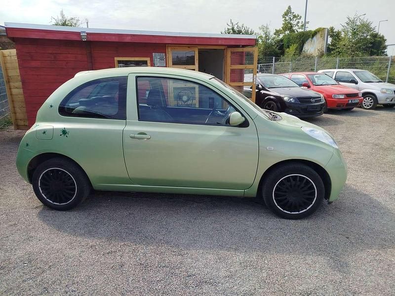 Gebraucht Nissan Micra 65 PS (47 kW) 2004 Grün Kleinwagen