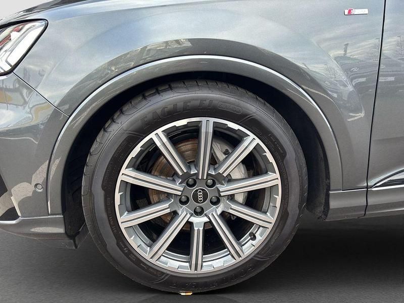 Gebraucht Audi Q7 Ambiente 231 PS (169 kW) 2021 Daytonagrau perleffekt SUV