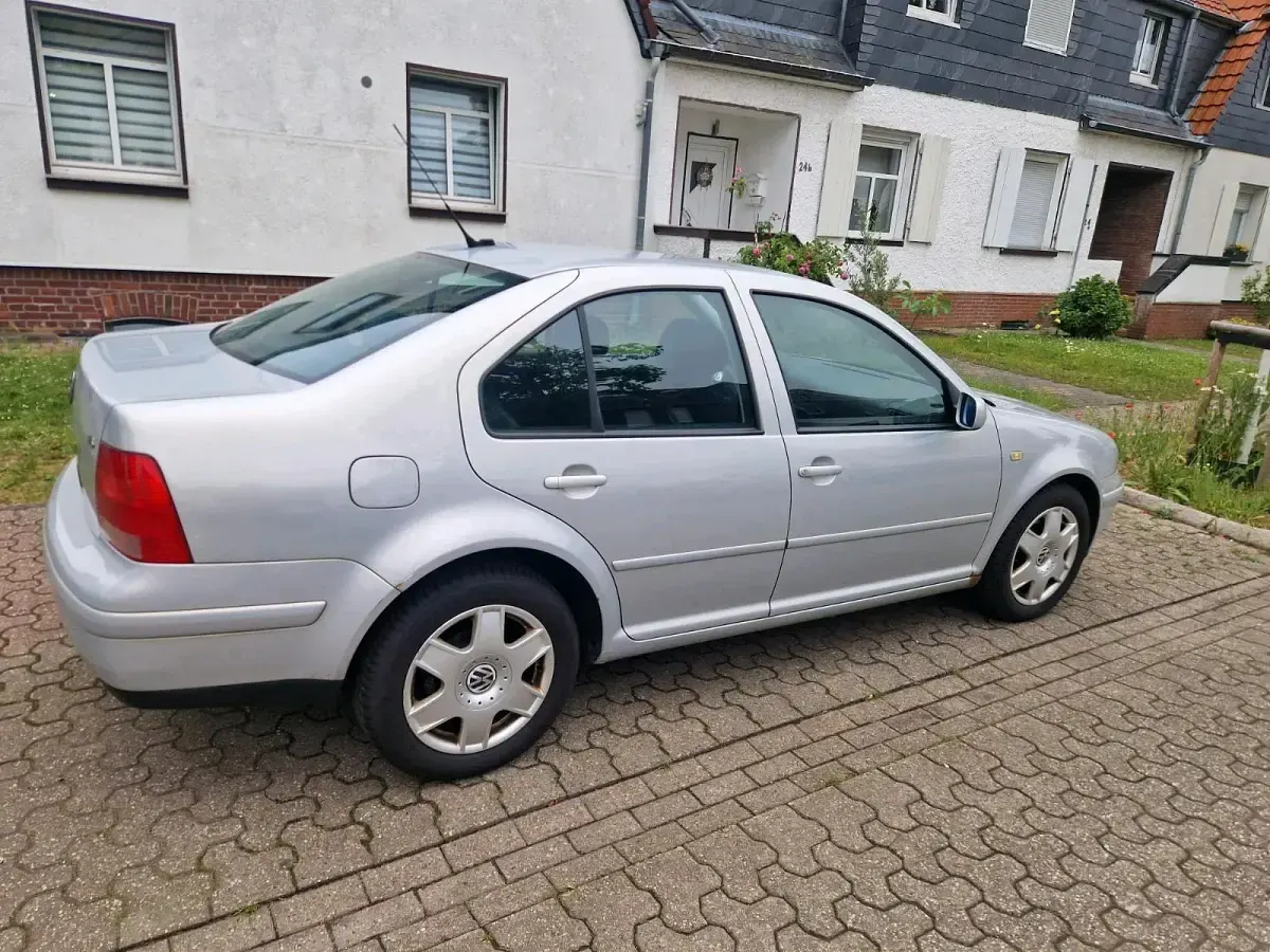 Gebraucht VW Bora 1999 Silber Limousine