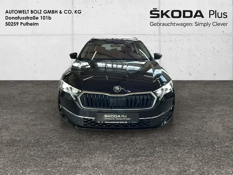 Gebraucht Skoda Octavia Tour 150 PS (110 kW) 2025 Blackmagic perleffekt Kombi