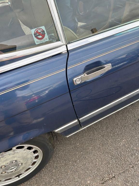 Gebraucht Mercedes 560 231 PS (169 kW) 1987 Blau Cabrio