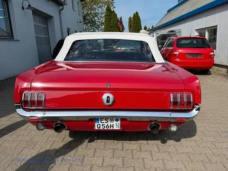 Gebraucht Ford V8 272 PS (200 kW) 1966 Rot Cabrio