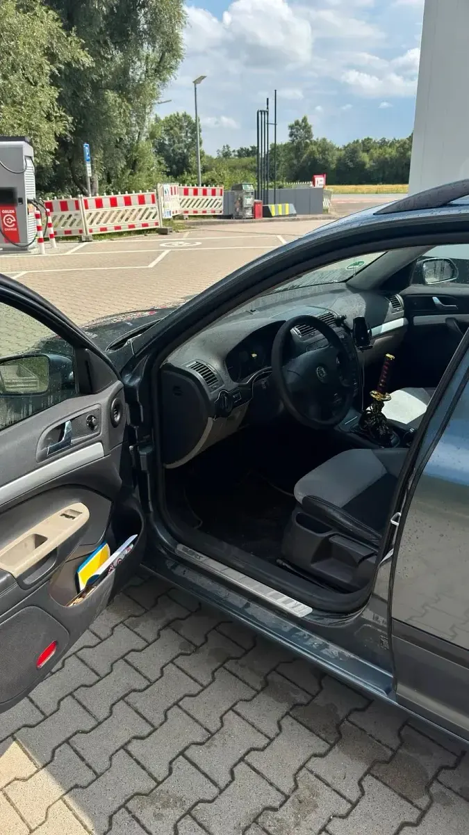 Gebraucht Skoda Octavia vRS 140 PS (102 kW) 2006 Grau Kombi