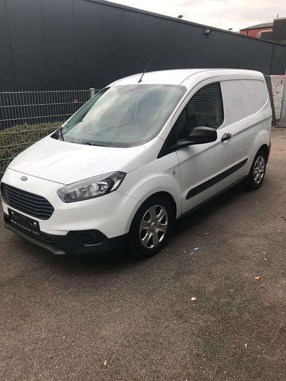 Weiß Gebraucht 2020 Ford Transit Limousine | 8.790 € (Superpreis) - Bild 1/3
