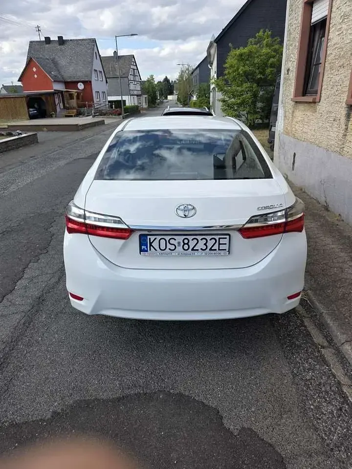 Gebraucht Toyota Corolla 192 PS (141 kW) 2019 Weiß Limousine