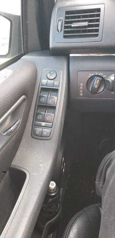 Gebraucht Mercedes B200 140 PS (102 kW) 2005 Van / Kleinbus