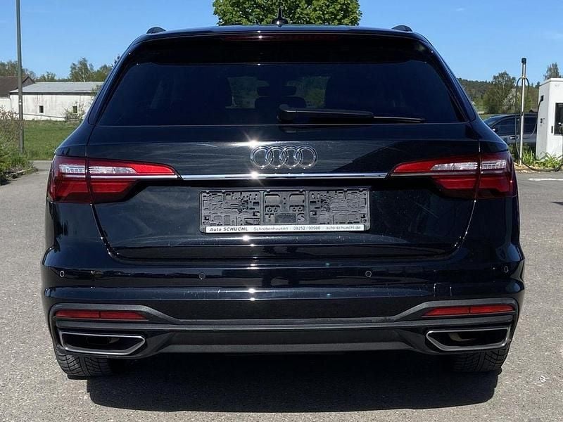 Second-hand Audi A4 150 CP (110 kW) 2022 Negru Break