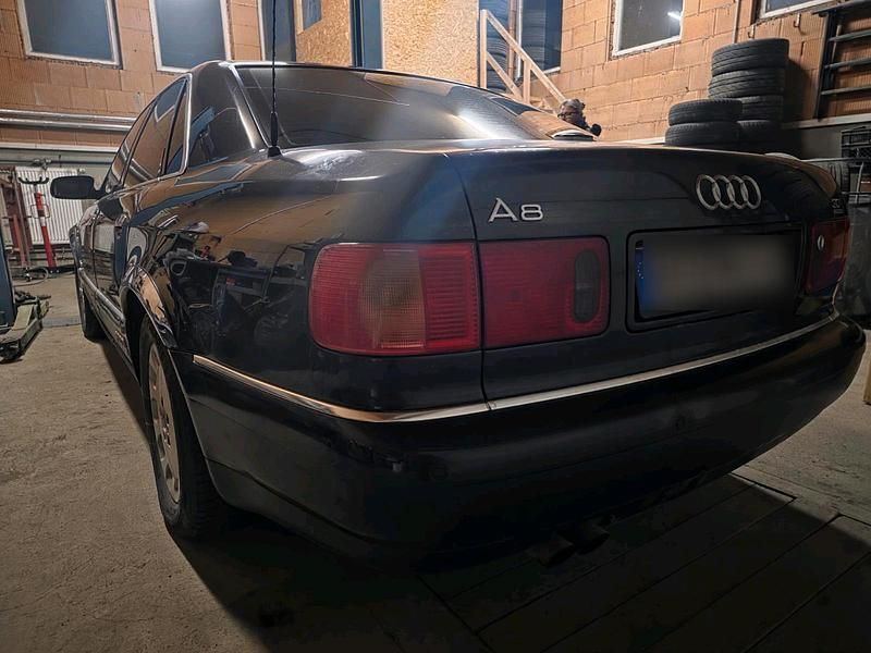 Gebraucht Audi A8 260 PS (191 kW) 2001 Schwarz Limousine