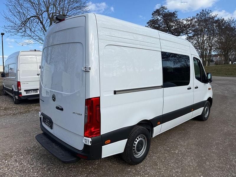 Gebraucht Mercedes Sprinter 170 PS (125 kW) 2024 Weiß Van