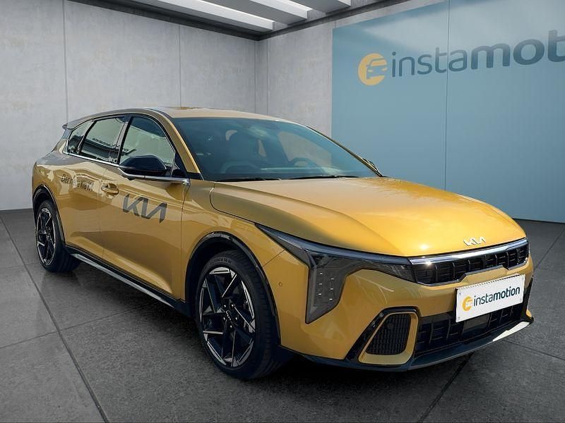 Gebraucht Kia K4 179 PS (131 kW) 2026 Gelb Limousine