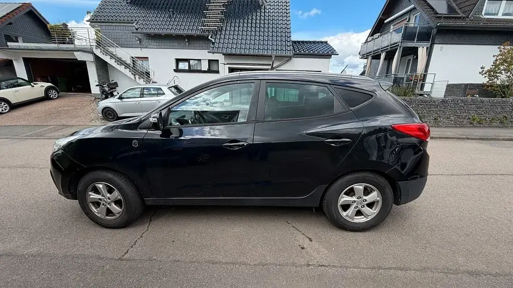 Gebraucht Hyundai ix35 184 PS (135 kW) 2011 Schwarz SUV