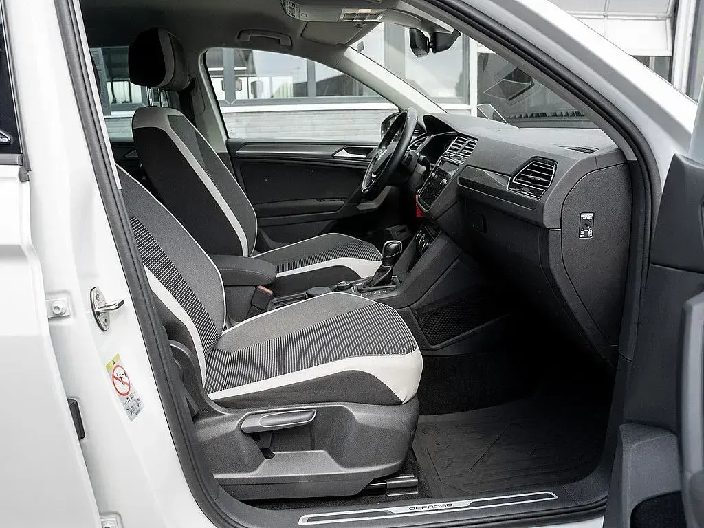 Gebraucht VW Tiguan 190 PS (139 kW) 2019 Oryxweiss perlmutteffekt SUV