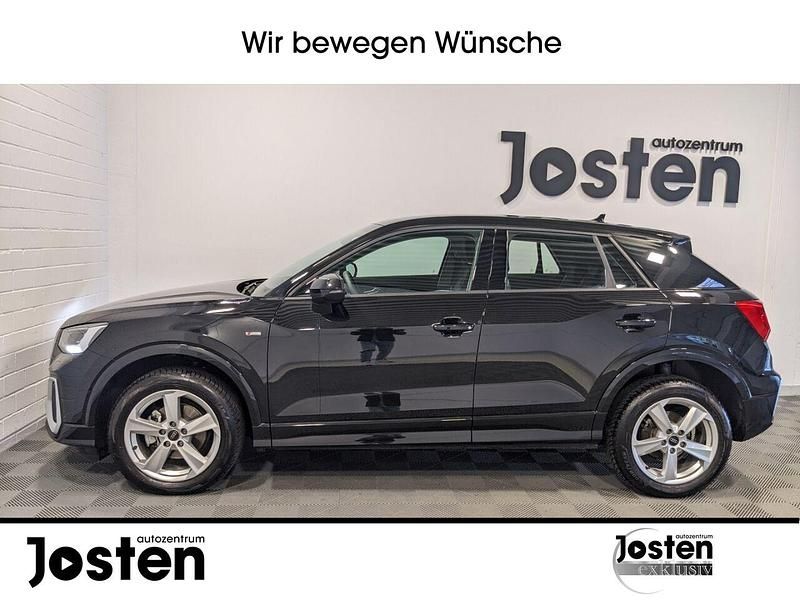 Gebraucht Audi Q2 S-Line 150 PS (110 kW) 2025 Mythosschwarz metallic SUV