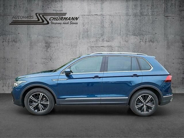 Używany VW Tiguan Elegance 150 KM (110 kW) 2023 Niebieski SUV
