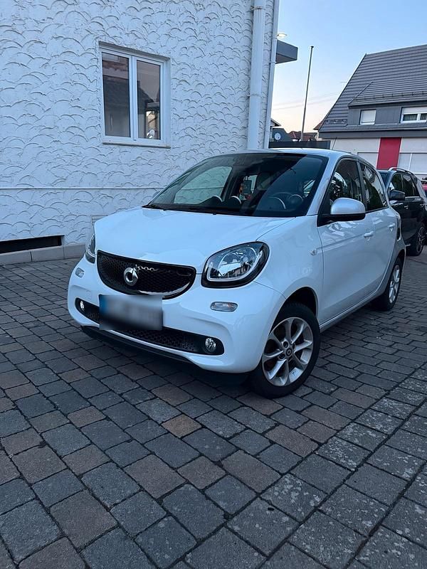 Usata Smart ForFour 71 CV (52 kW) 2017 Utilitaria