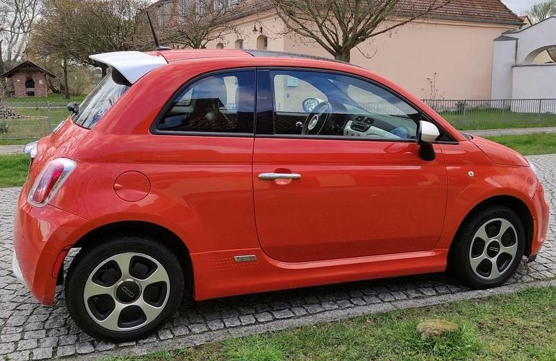 Gebraucht Fiat 500e 83 kW (113 PS) 2015 Orange Kleinwagen