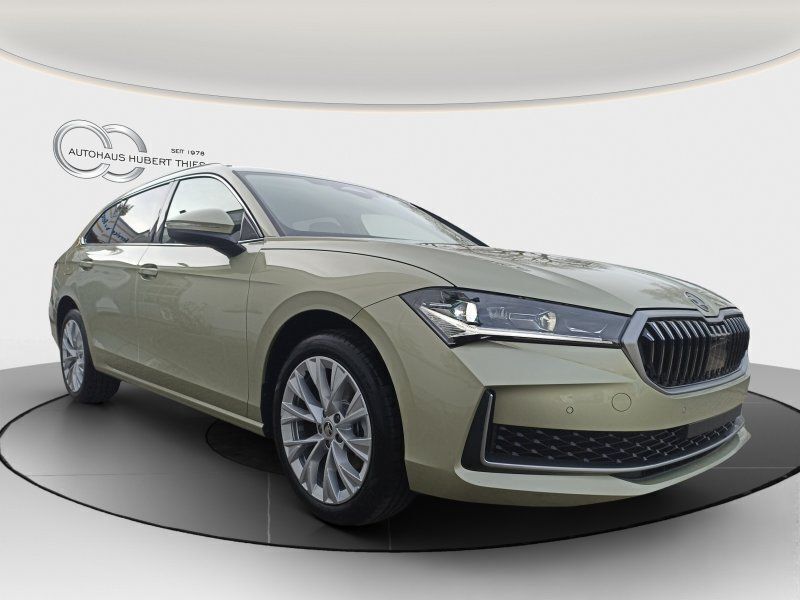 Second-hand Skoda Superb Selection 150 CP (110 kW) 2025 Galben Break