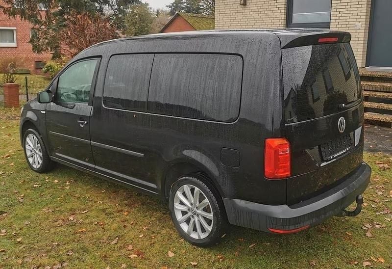 Gebraucht VW Caddy Maxi Basis 102 PS (75 kW) 2017 Schwarz Van / Kleinbus