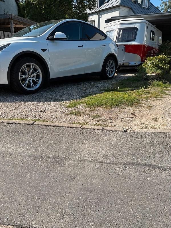 Gebraucht Tesla Model Y 2023 Weiß SUV