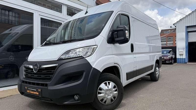Weiß Gebraucht 2023 Opel Movano Edition Van | 18.490 € (Superpreis) - Bild 1/4