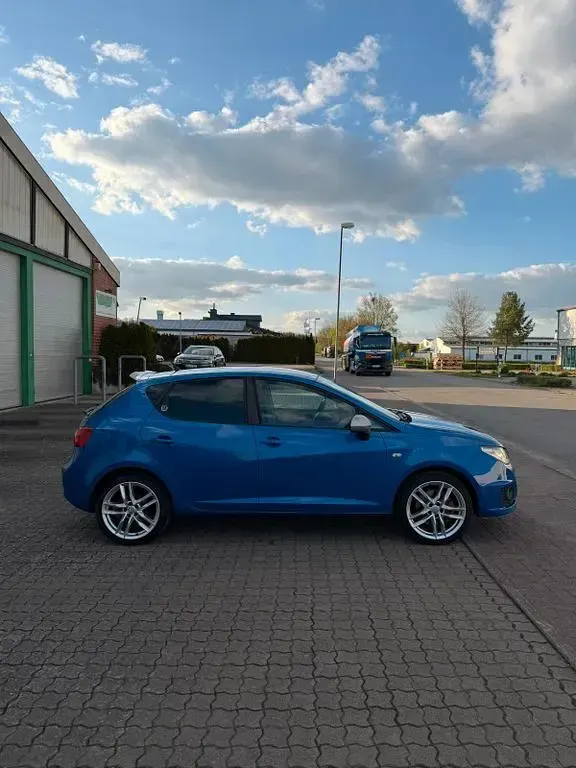 Gebraucht Seat Ibiza FR 143 PS (105 kW) 2011 Blau Limousine