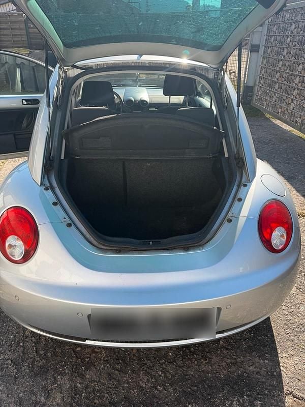 Gebraucht VW New Beetle 116 PS (85 kW) 2008 Silber Kleinwagen
