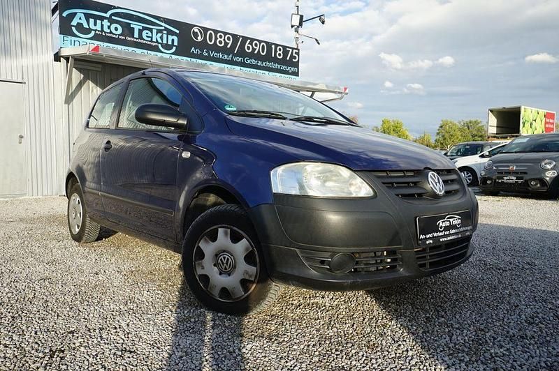 Blau Gebraucht 2007 VW Fox Kleinwagen | 2.490 € (Fairer Preis) - Bild 1/3