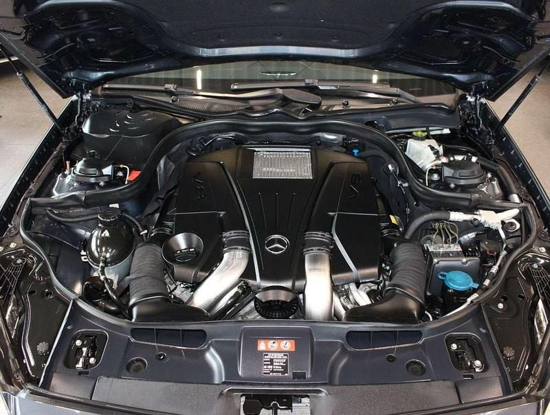 Gebraucht Mercedes CLS500 AMG line 408 PS (300 kW) 2011 Grau Coupé