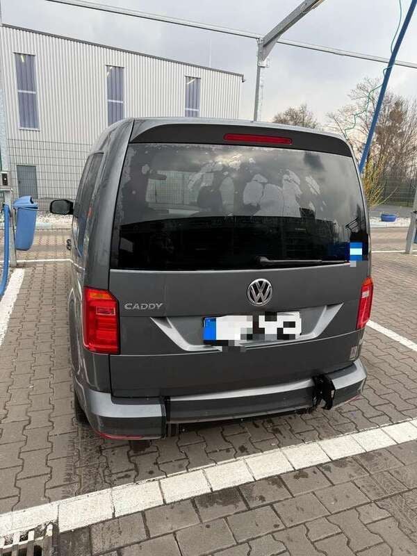 Grau Gebraucht 2019 VW Caddy Trendline Van / Kleinbus | 17.500 € (Teuer) - Bild 1/4