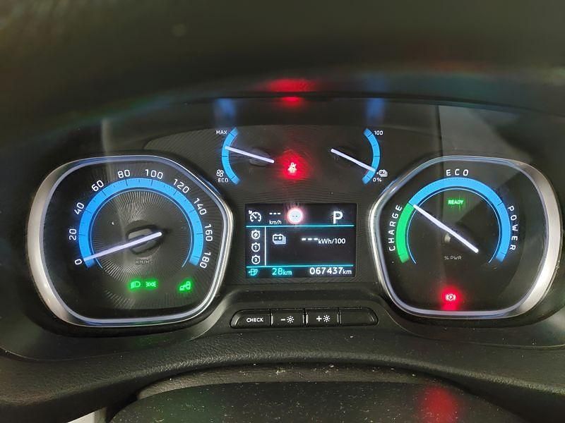 Gebraucht Citroën Spacetourer Feel 100 kW (136 PS) 2021 Grau Van / Kleinbus