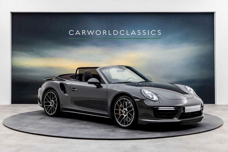 Grau Gebraucht 2017 Porsche 911 Turbo S Cabriolet Cabrio | 159.991 € (Teuer) - Bild 1/4