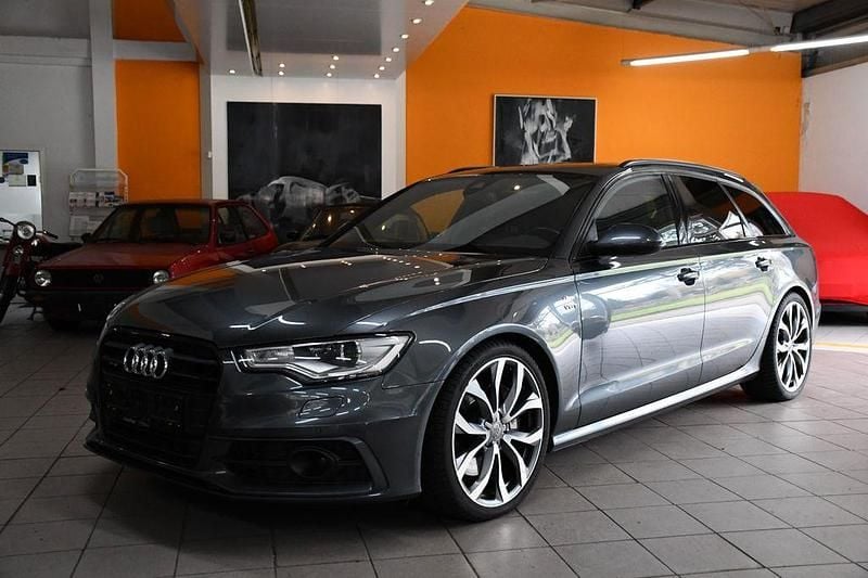 Grau Gebraucht 2024 Audi A6 S-Line Kombi | 17.450 € - Bild 1/4