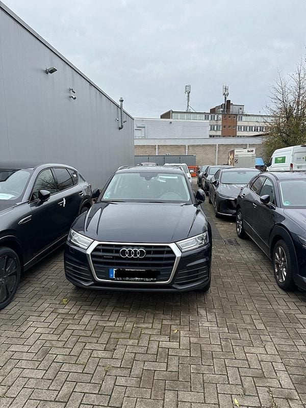 Blau Gebraucht 2017 Audi Q5 SUV | 22.000 € (Guter Preis) - Bild 1/4