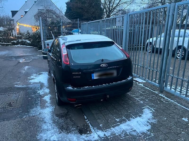 Gebraucht Ford Focus 145 PS (106 kW) 2006 Schwarz Coupé