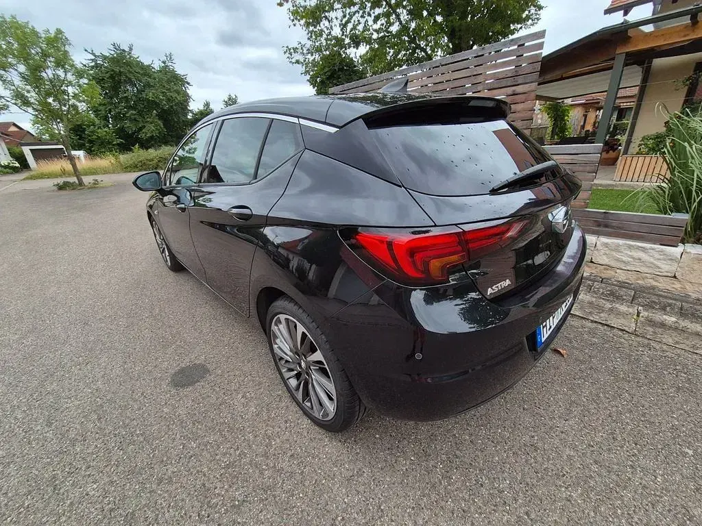 Gebraucht Opel Astra Innovation 150 PS (110 kW) 2016 Schwarz Limousine