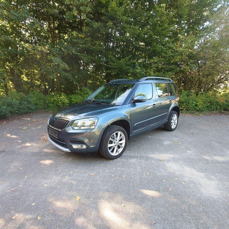 Grau Gebraucht 2016 Skoda Yeti Ambition SUV | 8.900 € (Guter Preis) - Bild 1/4