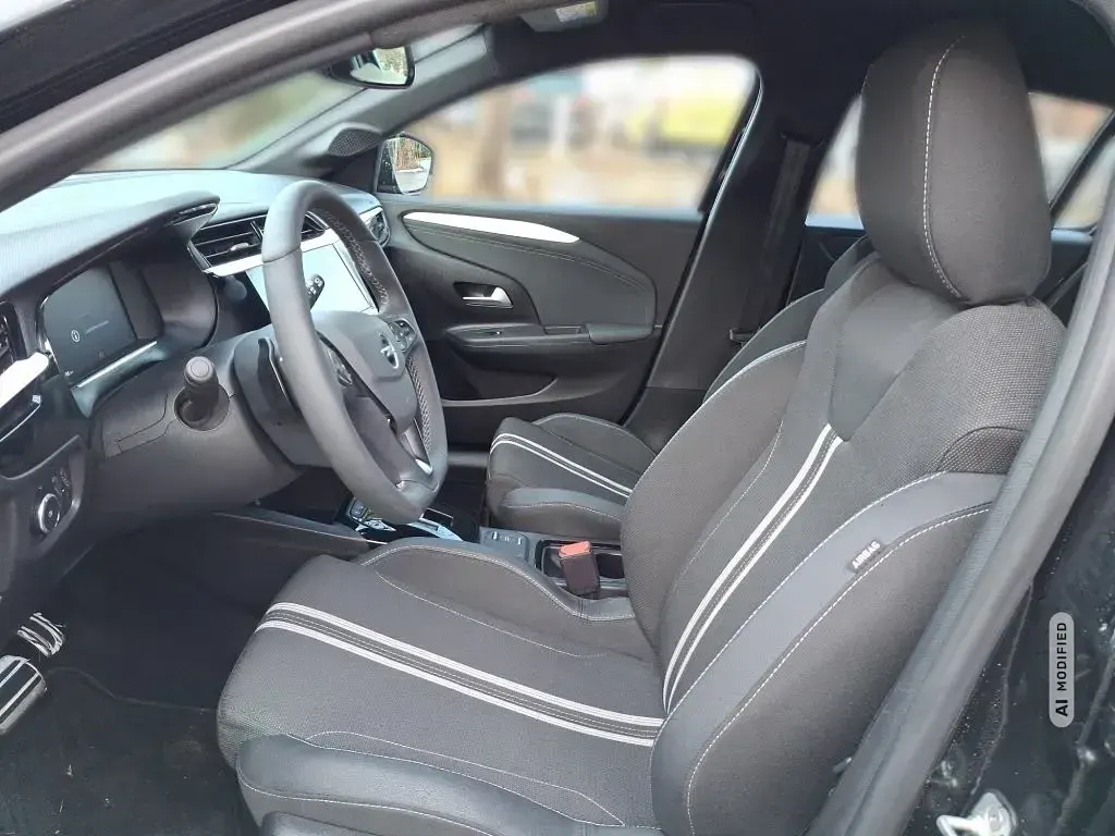 Gebraucht Opel Corsa 101 PS (74 kW) 2025 Kleinwagen