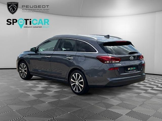 Gebraucht Hyundai i30 Style 140 PS (102 kW) 2019 Grau Kombi
