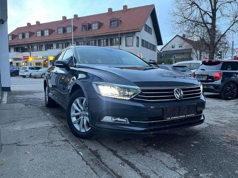 Gebraucht VW Passat Comfortline 150 PS (110 kW) 2018 Grau Limousine