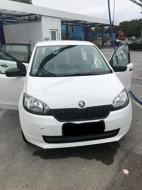 Weiß Gebraucht 2014 Skoda Citigo Kleinwagen | 4.000 € (Fairer Preis) - Bild 1/4