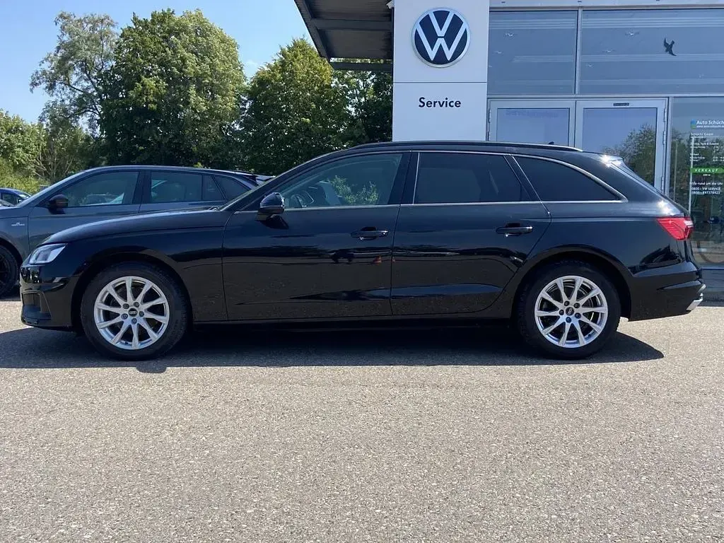 Gebraucht Audi A4 150 PS (110 kW) 2022 Schwarz Kombi