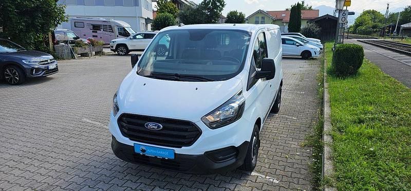 Weiß Gebraucht 2022 Ford Transit Custom Van / Kleinbus | 18.888 € (Superpreis) - Bild 1/4